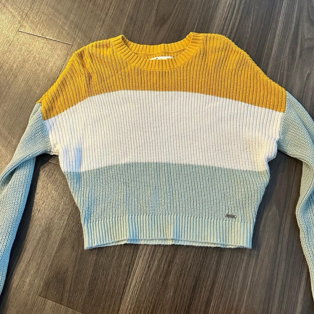 Hollister Yellow, White, and Blue Colorblock Sweater